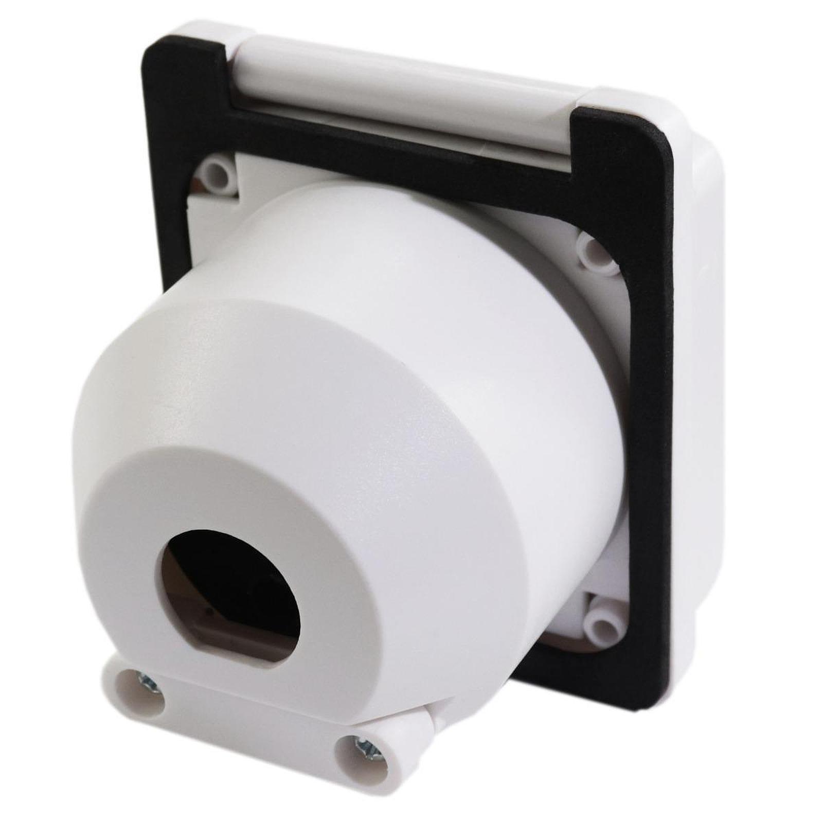 مقبس طاقة مقاوم للماء بفلنجة 1 - مراجعة Outdoor Power Socket With Lock وسعره